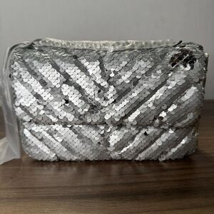 Nicole Miller Silver Sequin Chain Strap Crossbody Small Bag Purse Card Slots NWT